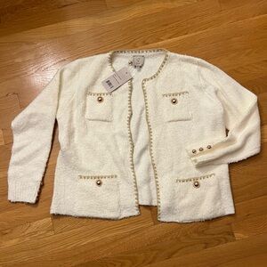 Ivory sweater lady jacket with gold buttons size L, new with tags